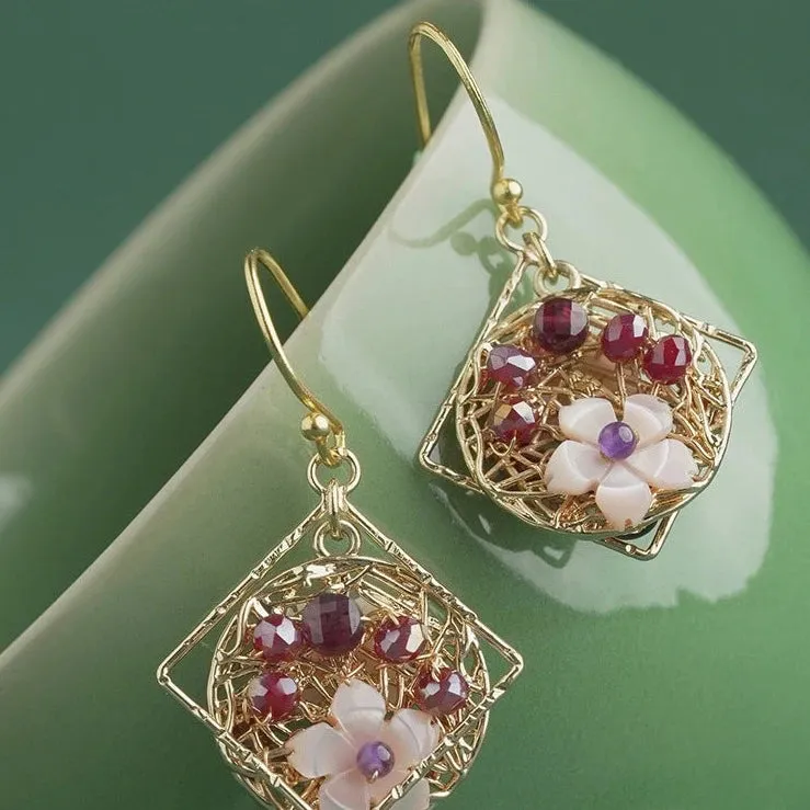 Dangle Earrings: Flower Nest