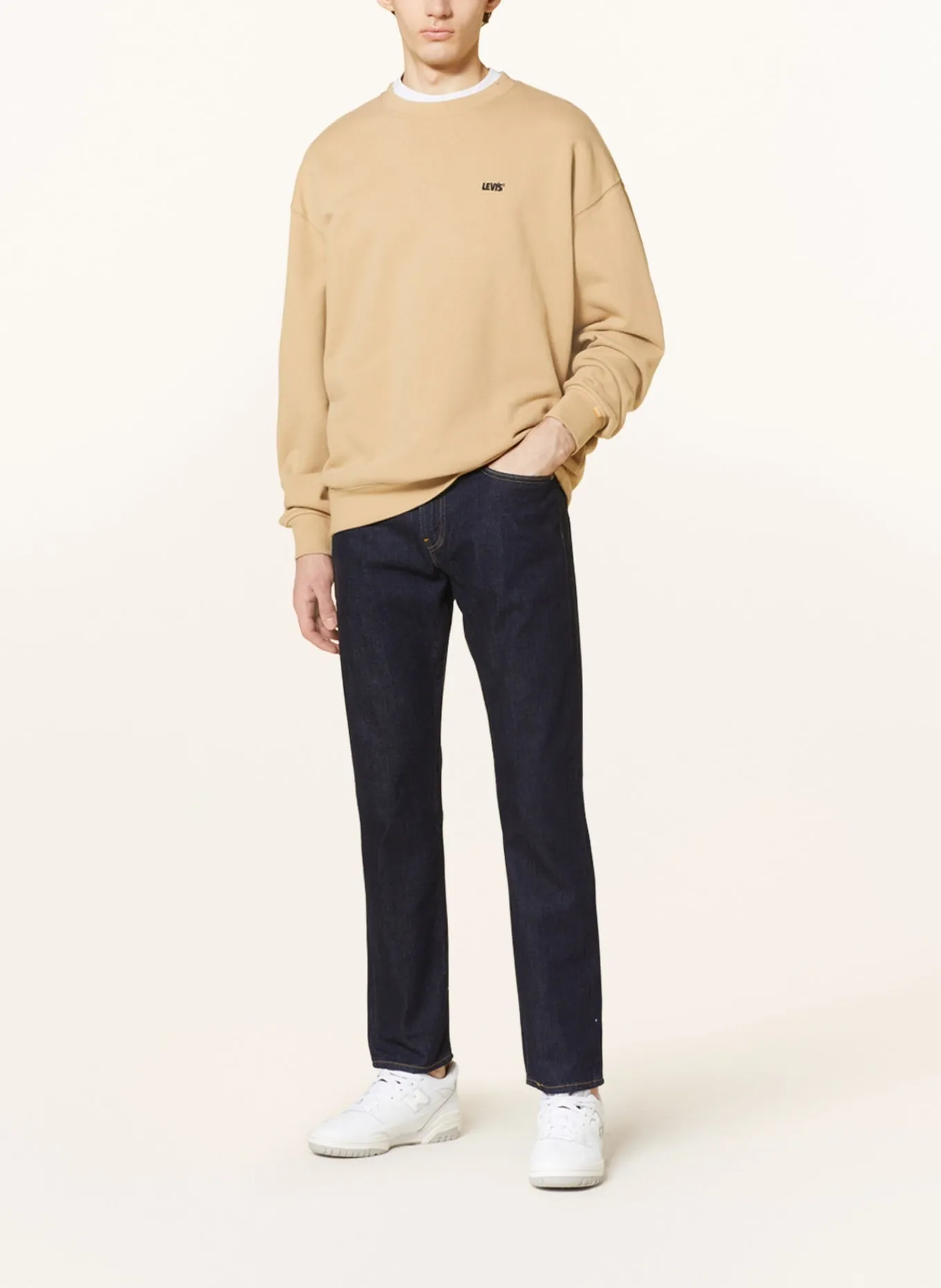 Levi's 502 Regular Tapered Fit Jeans