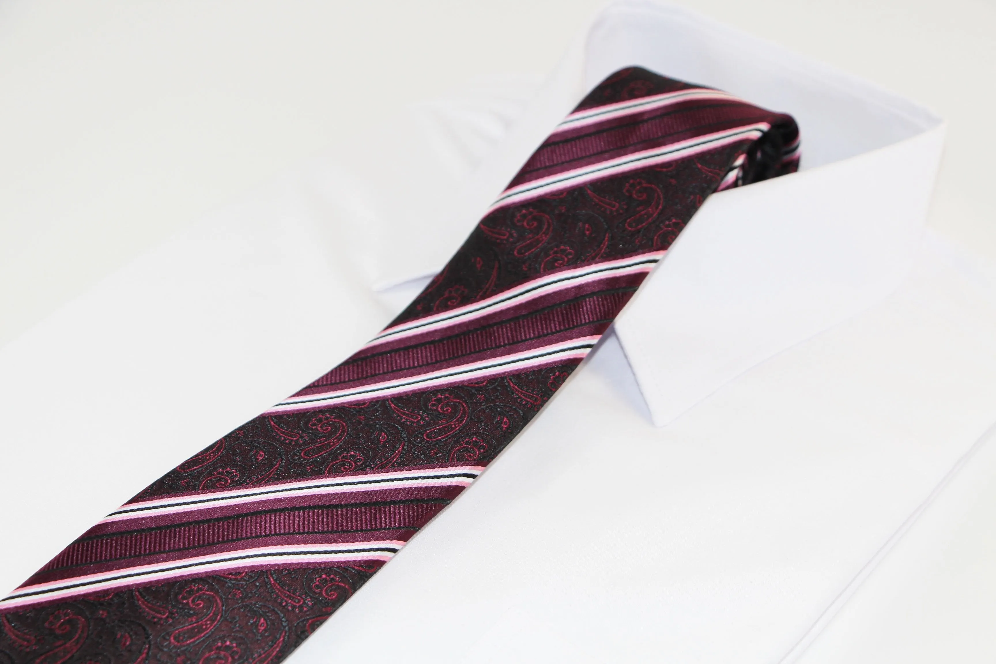 Mens Burgundy & Black Striped Paisley Patterned 8cm Neck Tie