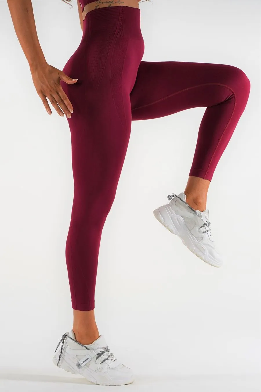 Motion Seamless Leggings - Ruby Red