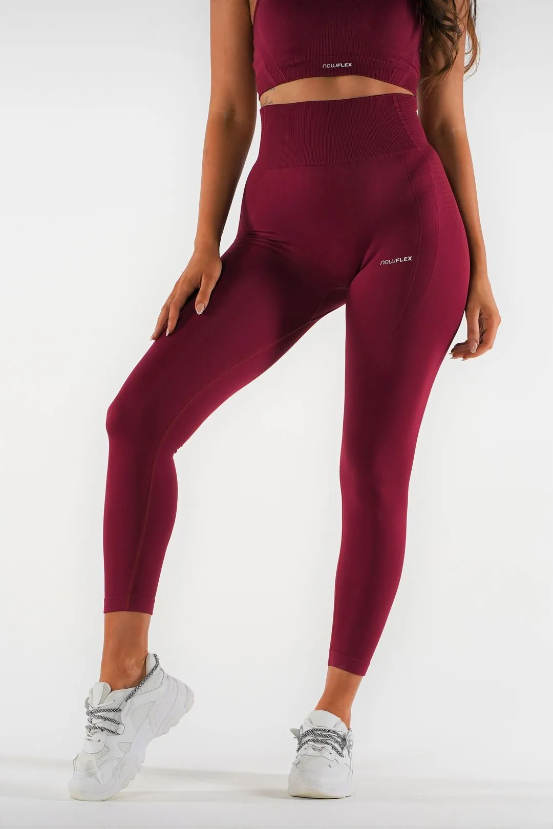 Motion Seamless Leggings - Ruby Red