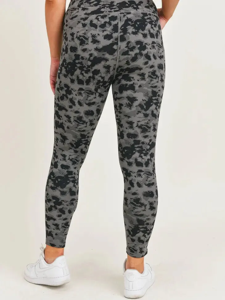 Textured Spotted Highwaist Leggings