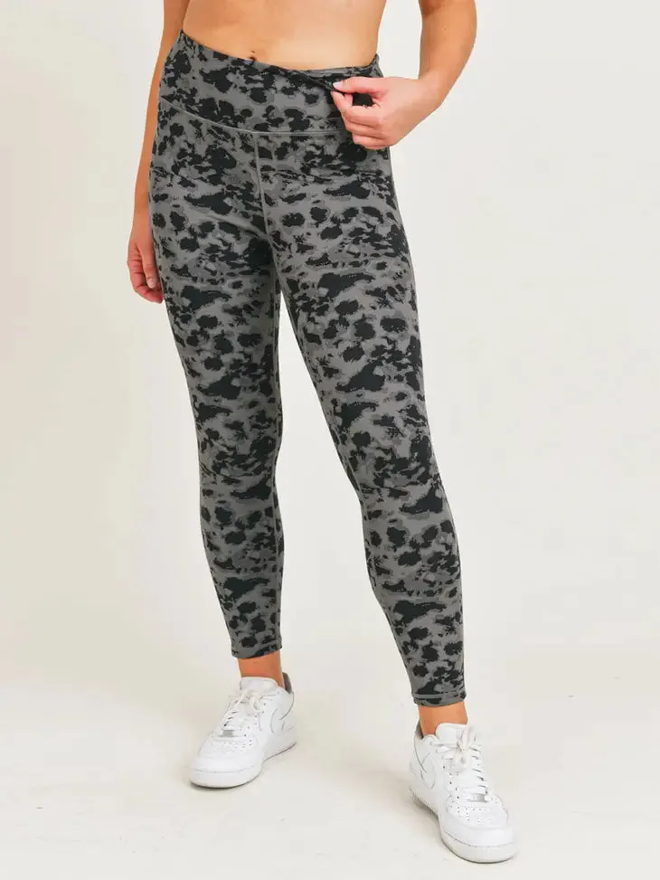 Textured Spotted Highwaist Leggings